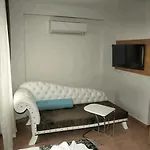 Hotel Pera *
