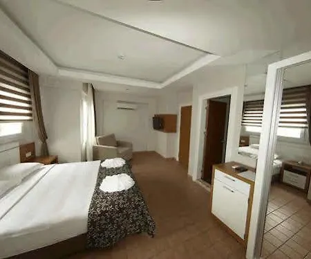 Otel Pera *