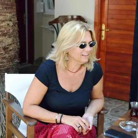 Hotel Pera *